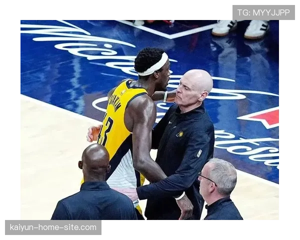 猛龙客场击败步行者 西亚卡姆内线冲击成取胜关键