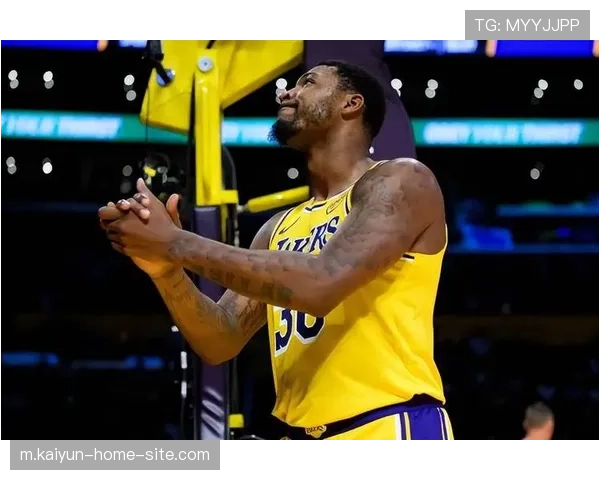 湖人主场惨负马刺暴露短板 轮换深度不足成季后赛隐忧