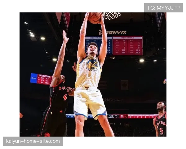 奎克利32分9助攻率猛龙大胜 次节爆发砍下18分