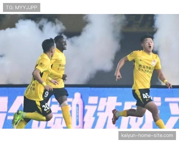 青岛西海岸一胜一平三负积4分，保级压力在赛季初期已开始显现